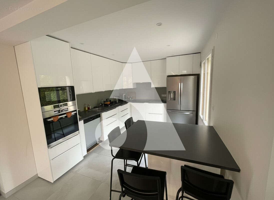 Maison Soisy Sous Montmorency 6 pièce(s) 122 m2 Quartier Stade - photo 3