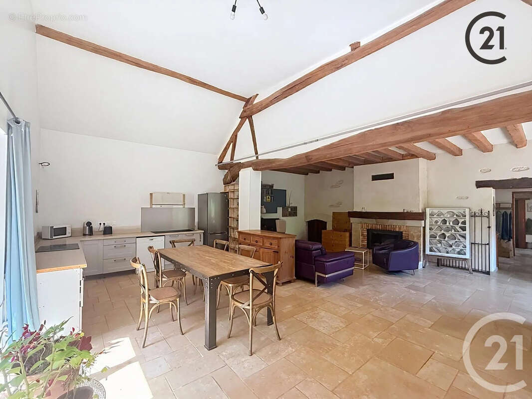 Maison 253 m² à Poilly-Sur-Tholon  - photo 7