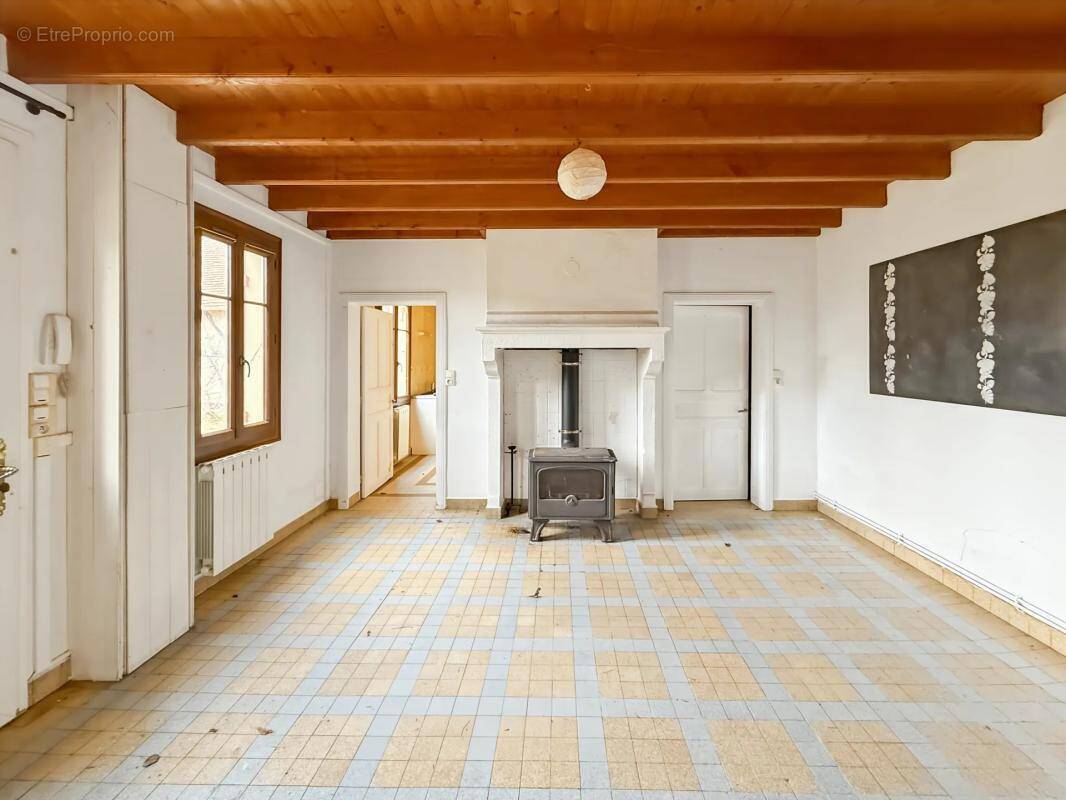 Maison à SALIGNY-SUR-ROUDON
