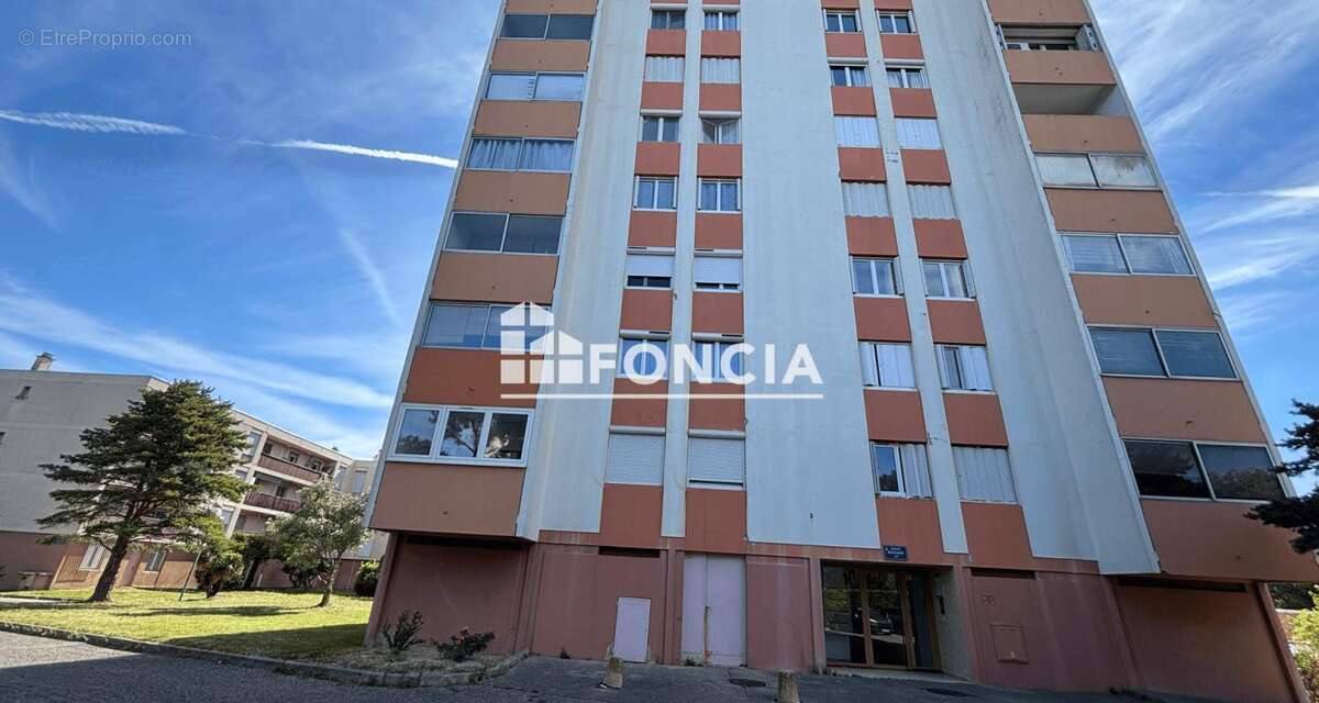 Avignon résidence Les Colombes : T4 spacieux de 71m² avec cave - photo 7