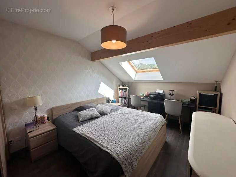 Appartement à GROISY