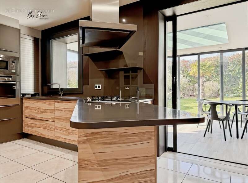 Maison à BUSSY-SAINT-GEORGES