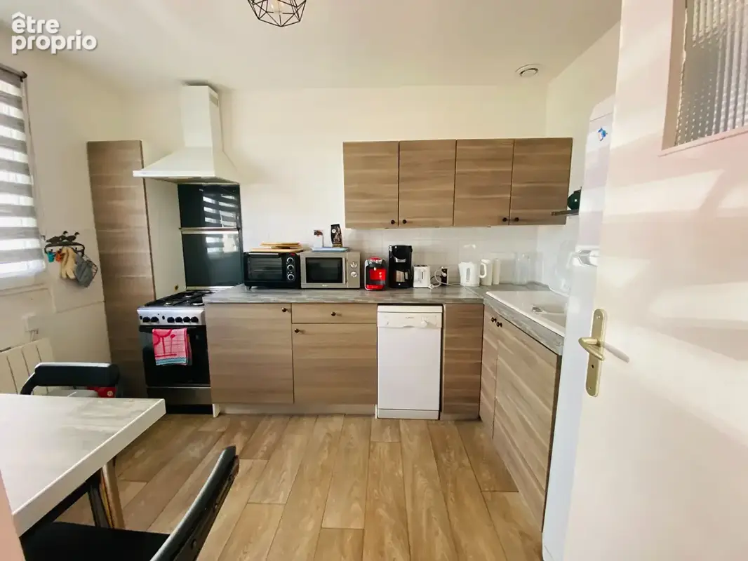 Maison de 50 m² à 600 mètres de la mer. - photo 3