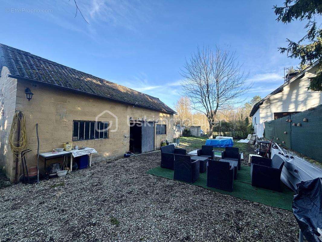  Noyen-sur-Seine – Maison 3 chambres, DPE D, sous-sol total et 2 131 m² de terrain - photo 12