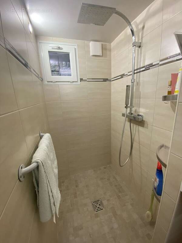 Maison à COULANGES-SUR-YONNE