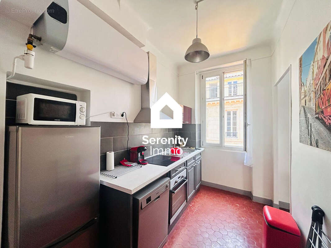 Appartement à MARSEILLE-1E