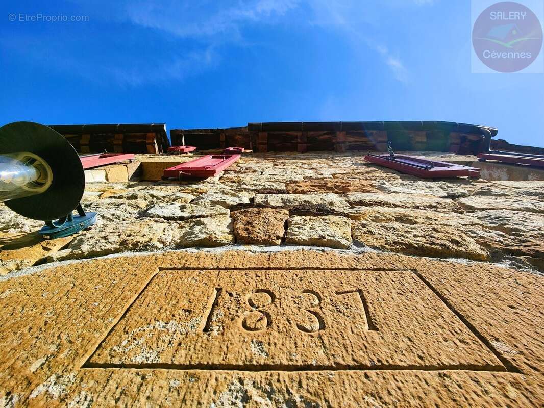Maison à LES BONDONS