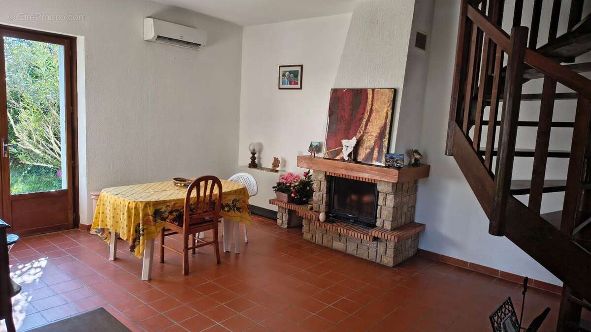 Maison à VALLON-PONT-D'ARC