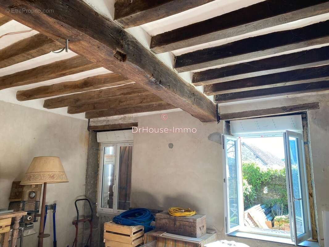 Maison à POULAINES