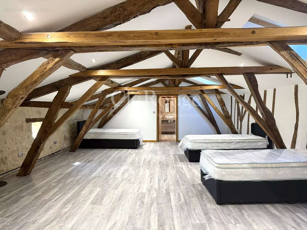 Maison à EYMET
