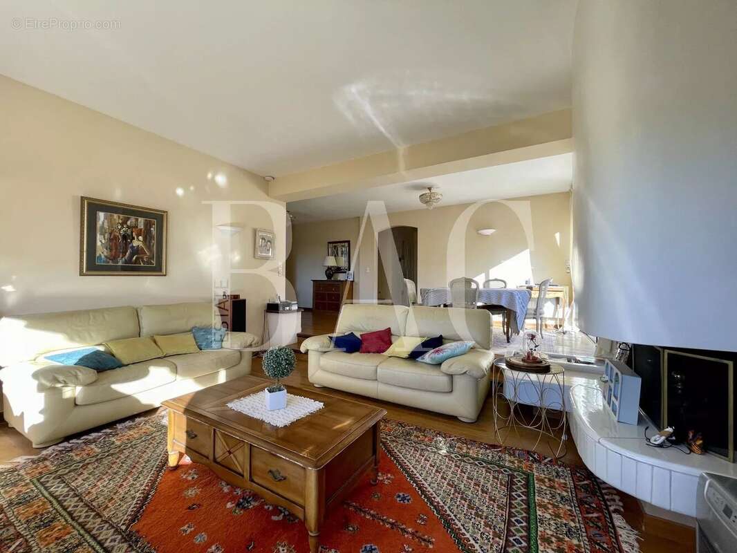 Maison à LA COLLE-SUR-LOUP