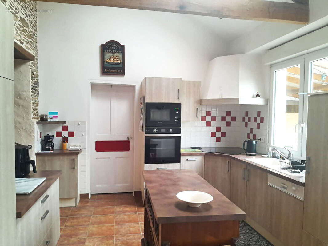 Maison à LA TRINITE-PORHOET