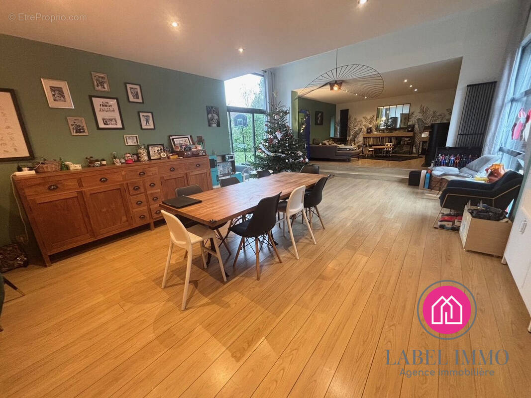 Maison à BRUILLE-SAINT-AMAND