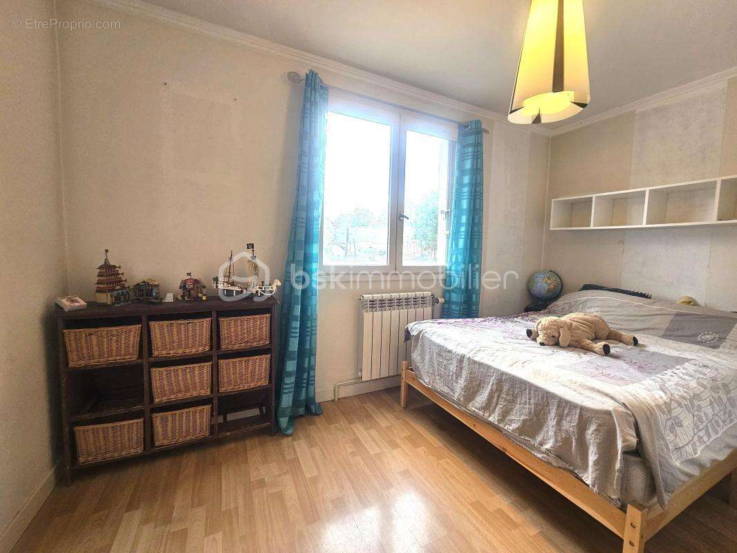 Appartement à LE PONT-DE-CLAIX