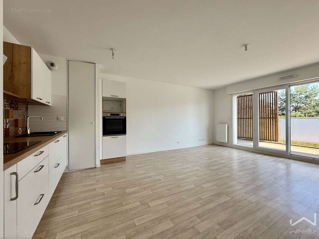 Appartement à LA MEZIERE