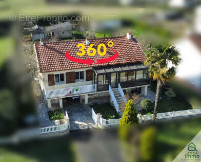 Maison à MAUPREVOIR