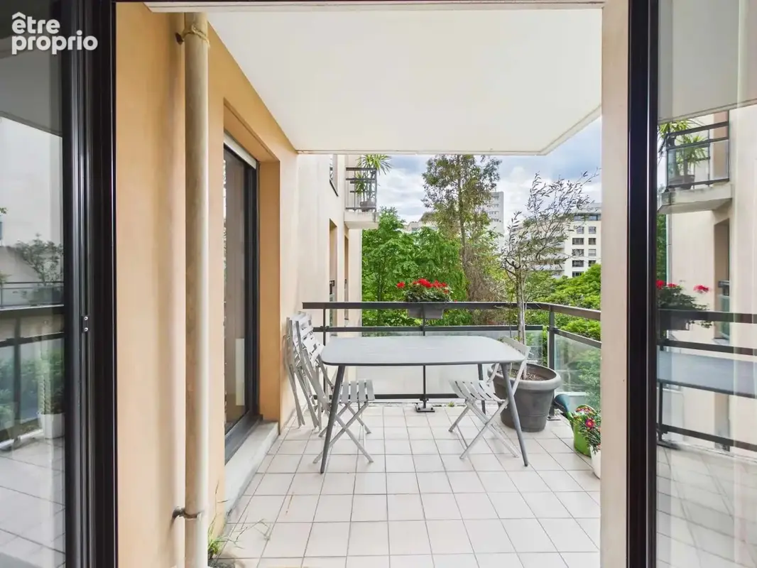 Paris xvii - rue albert roussel - charmant 5p avec 4 chambres 2 terrasses au calme et avec une vue sur un parc ! - photo 23