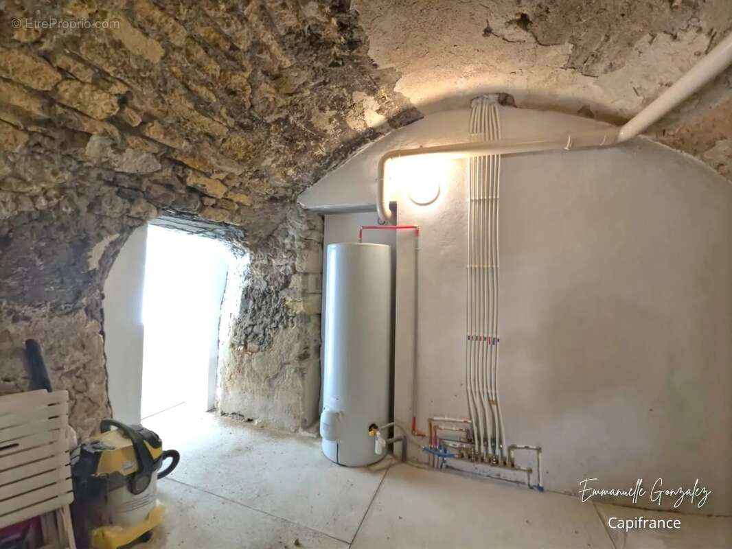 Maison de caractère entièrement rénovée 200m² avec 5 chambres ROUJAN (34) - photo 44