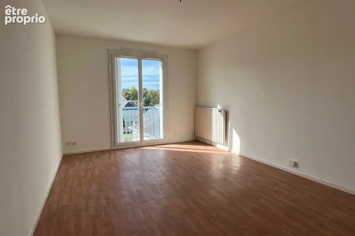 Amboise - Appartement T3 - photo 2