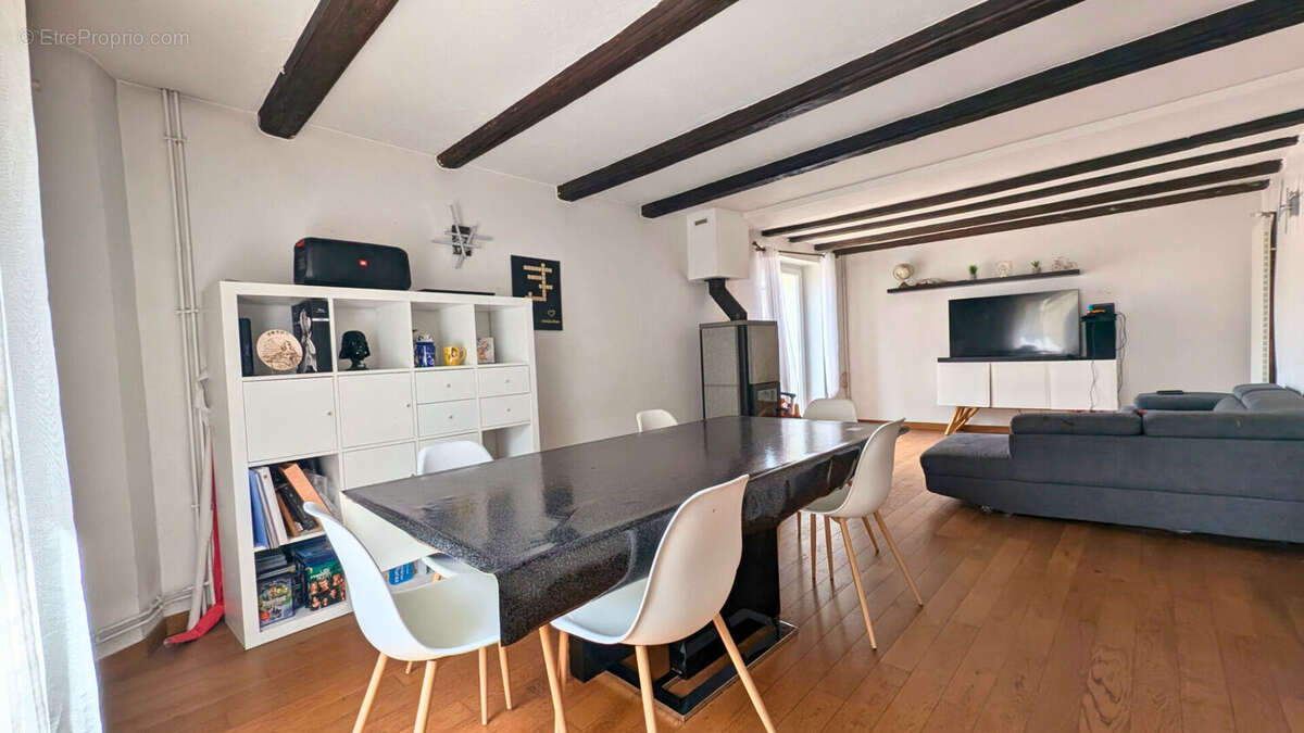 Maison à VILLECEY-SUR-MAD