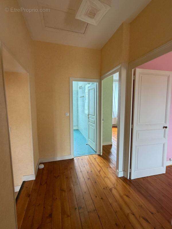 Saint Yrieix. Maison 190 m² sur terrain de 4070 m² - photo 10