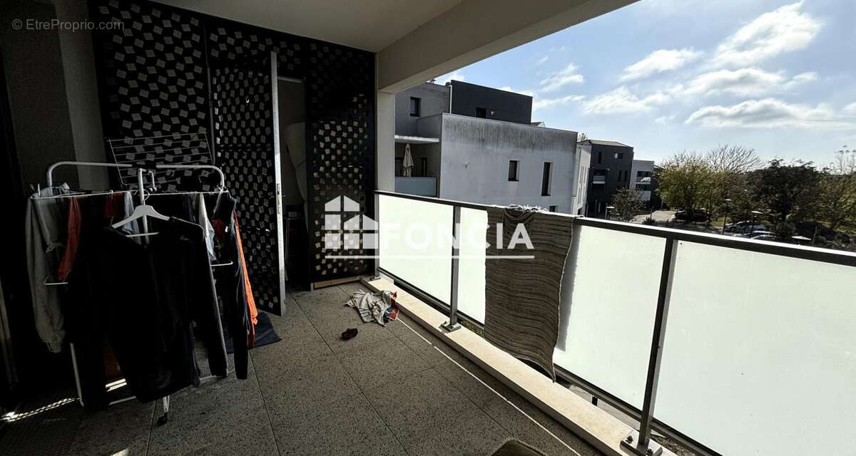 Appartement à PAREMPUYRE