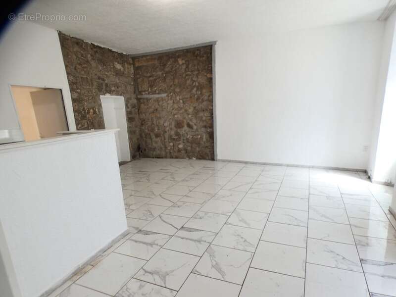 Agde centre ville. Appartement 3 pièces 70 m² - photo 7