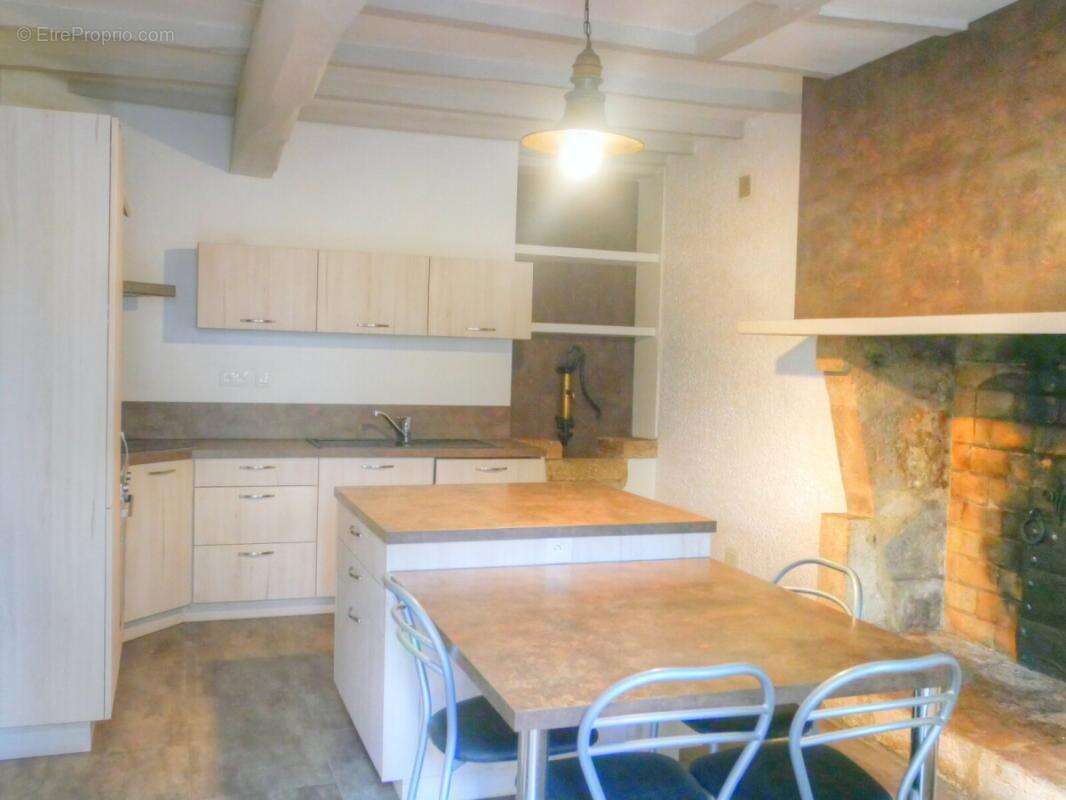 Maison à CLERMONT-DESSOUS