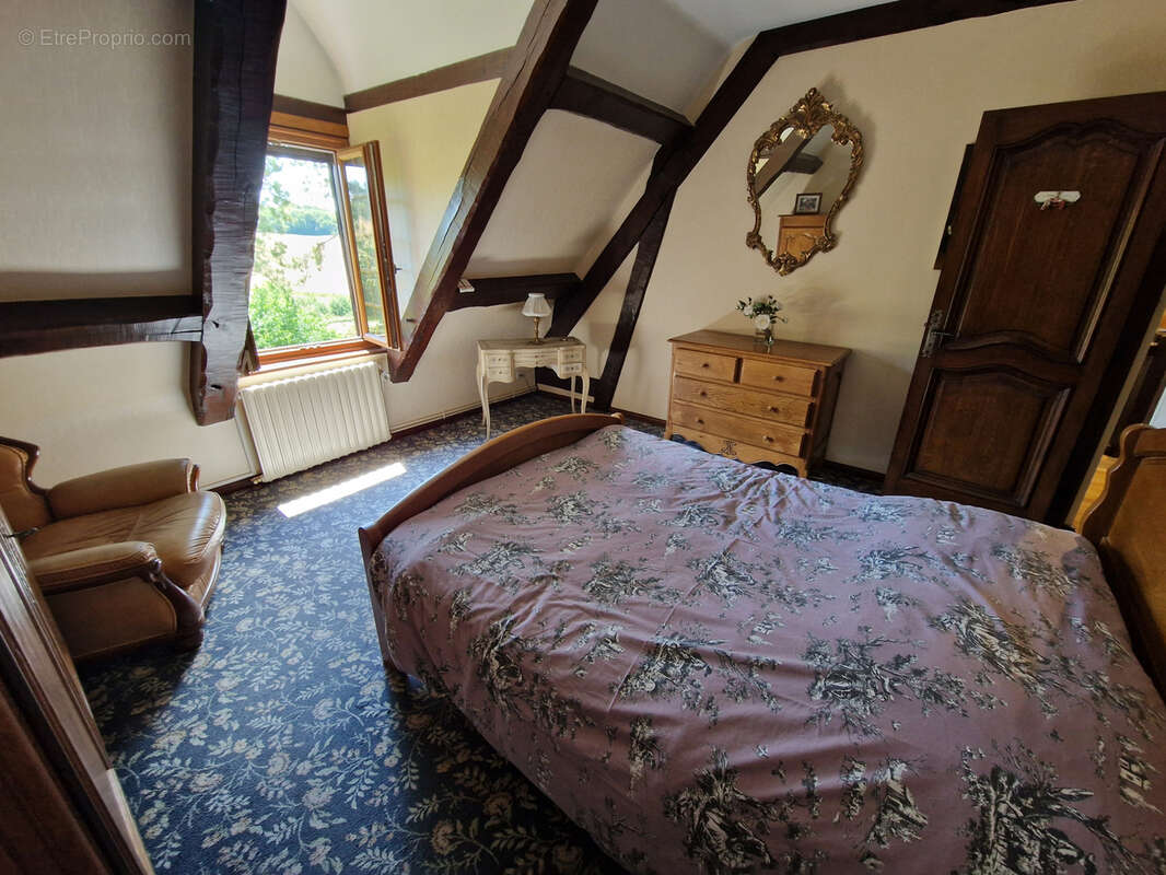 Maison à BRIQUEMESNIL-FLOXICOURT