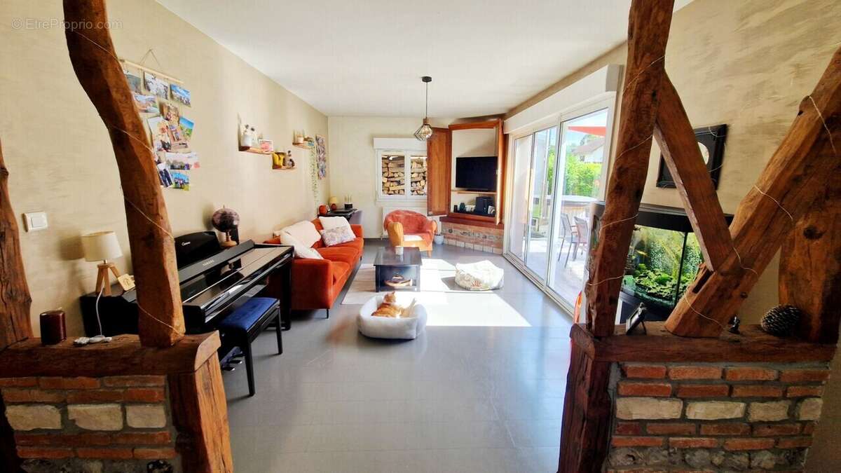 Maison à SAINT-MARTIN-EN-CAMPAGNE