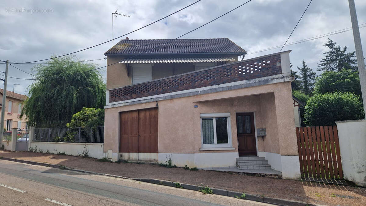 Maison à AUXERRE