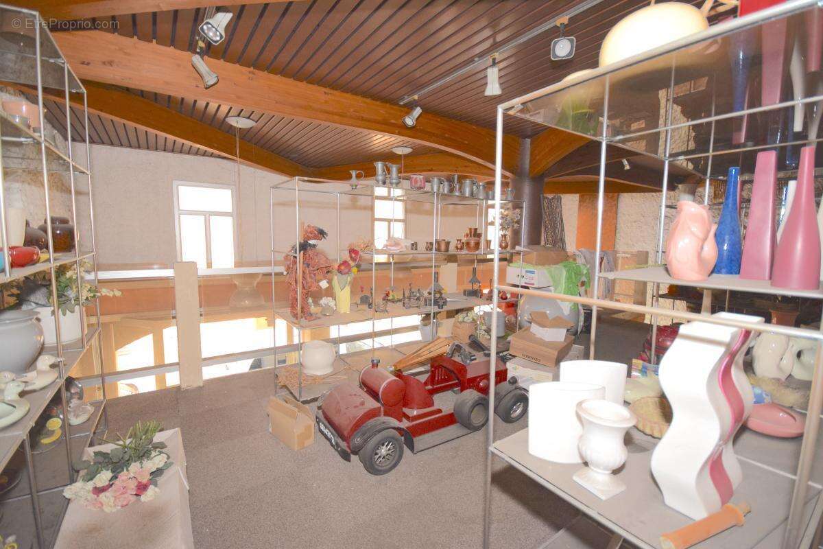 Commerce à MARSEILLE-13E