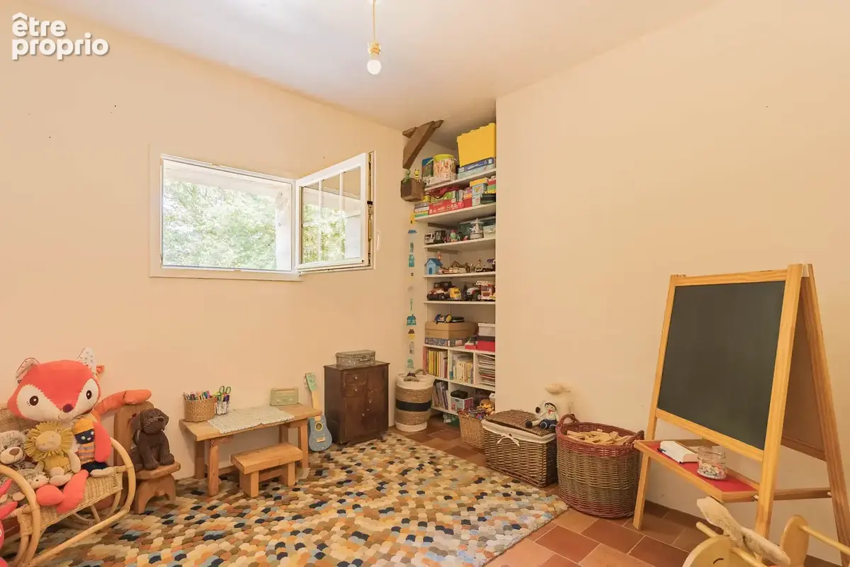 Propriété 9 pièces 342m2 - photo 8