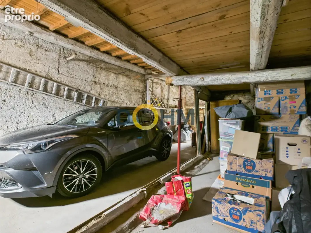 A vendre maison de bourg avec jardin et garage - photo 14