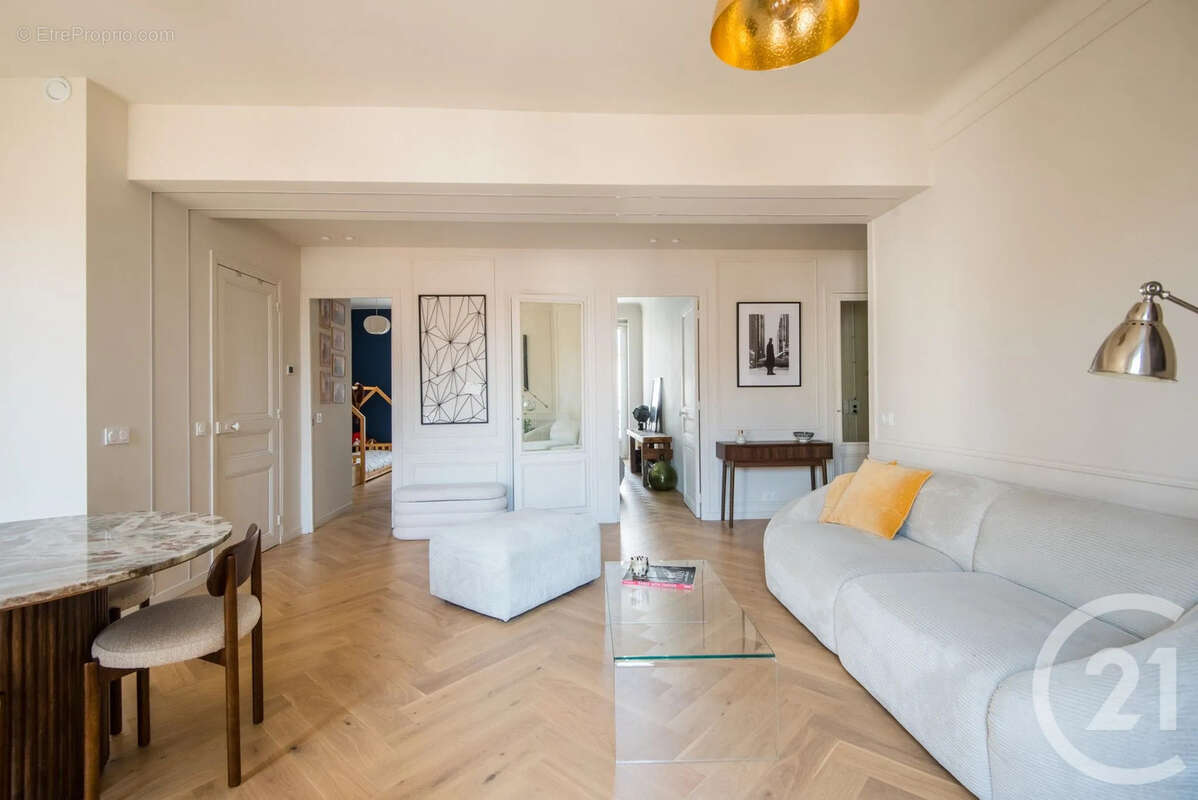 Appartement à NICE