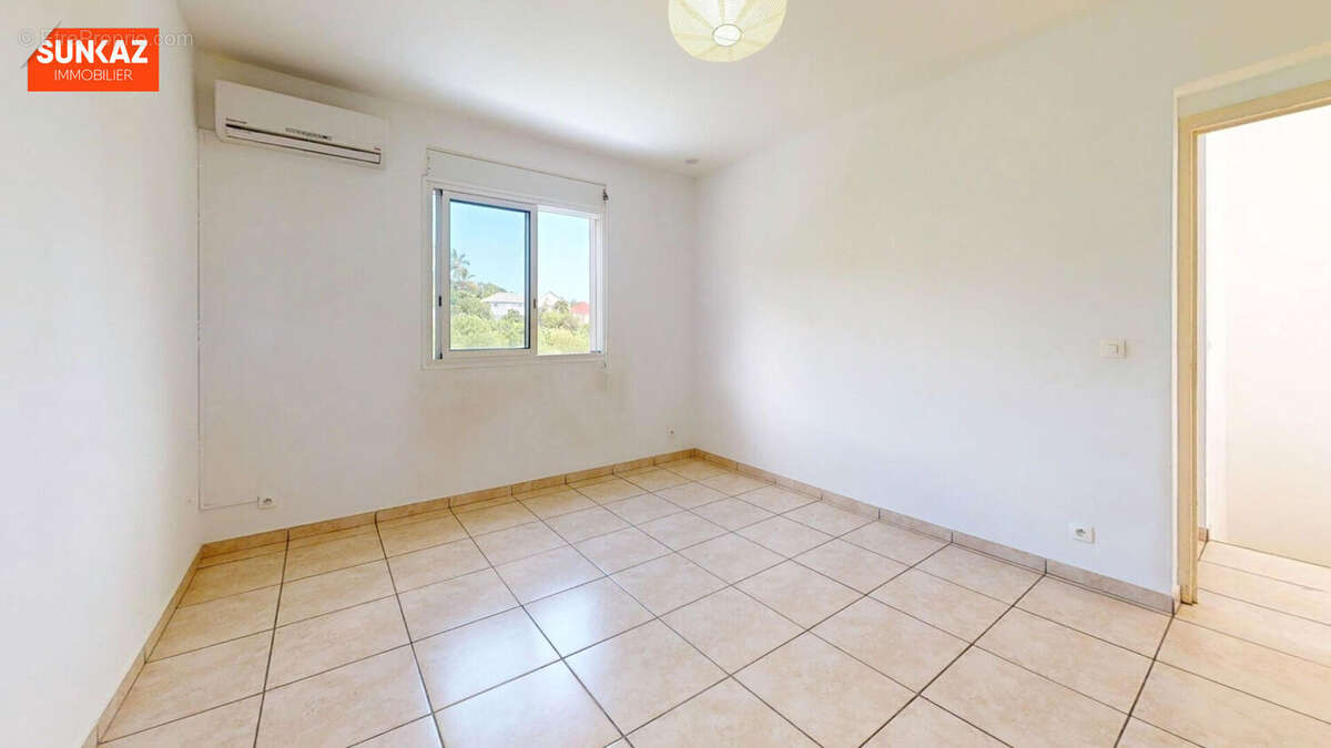 Maison à L'ETANG-SALE