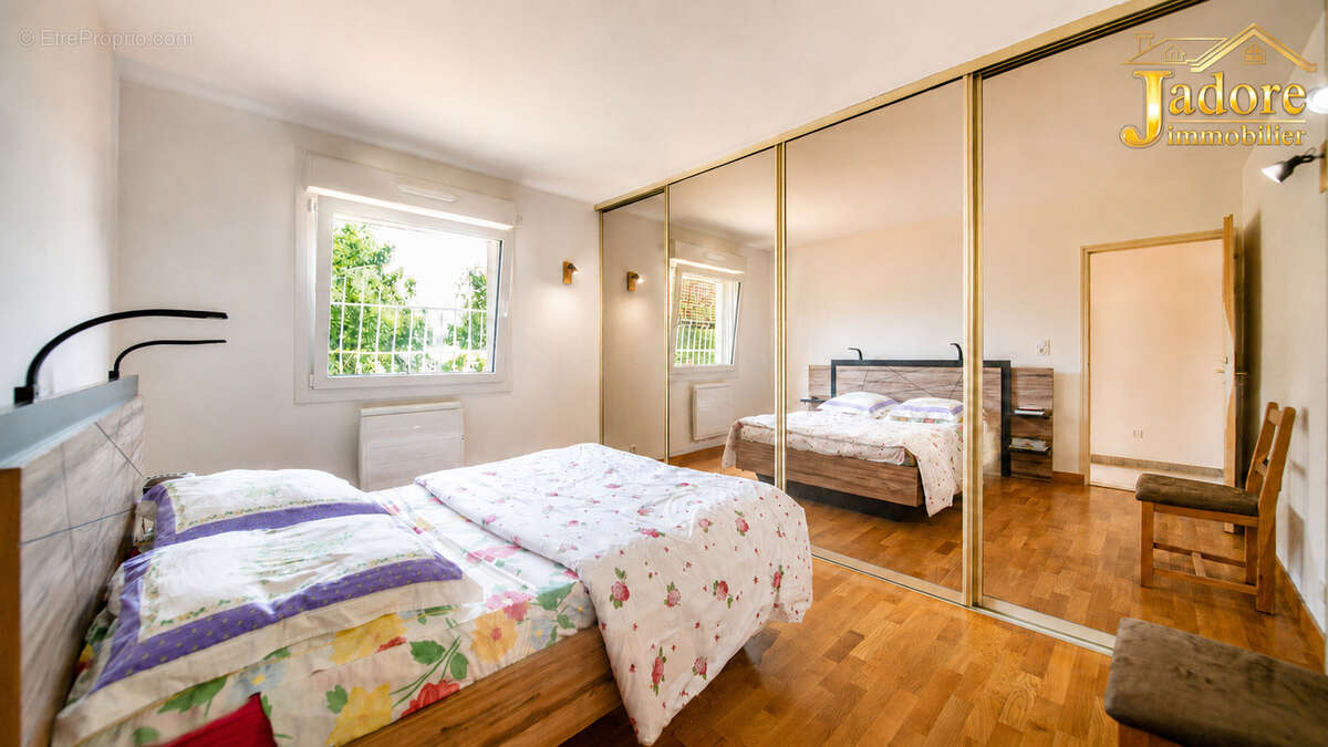Appartement plain pied + veranda + parking souterrain - photo 15