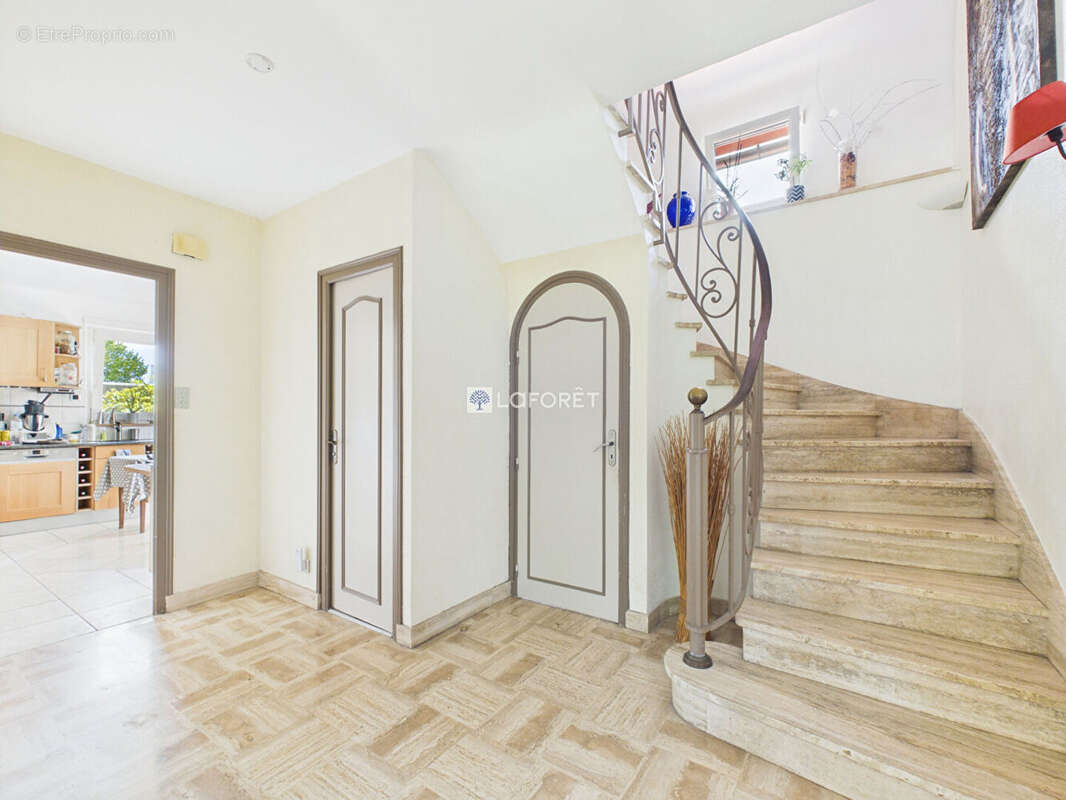 Maison Pleyben 8 pièce(s) 175 m2 - photo 13