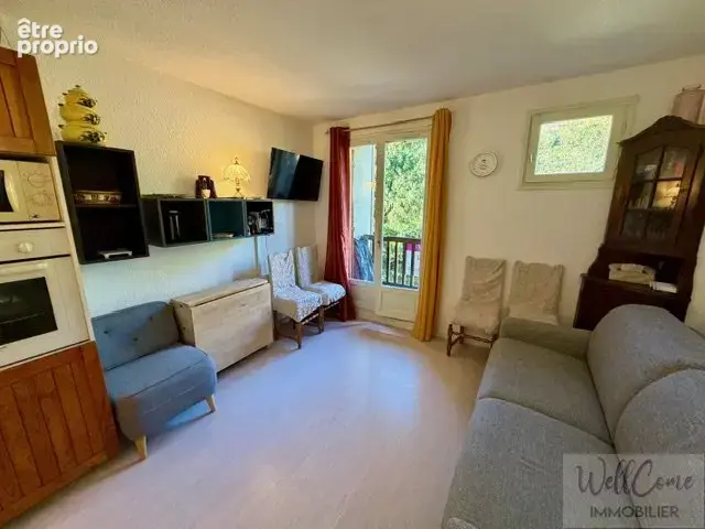 Studio avec balcon - libre de bail - les sybelles - photo 2