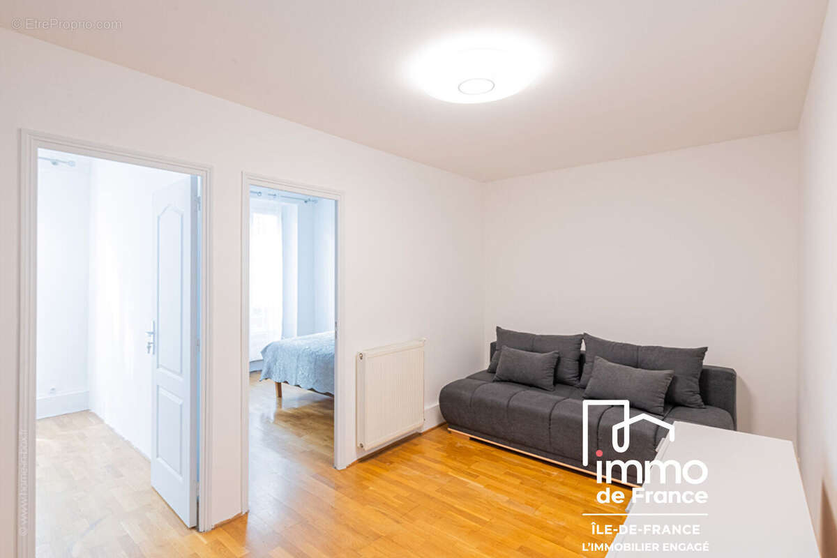 Appartement à PARIS-11E