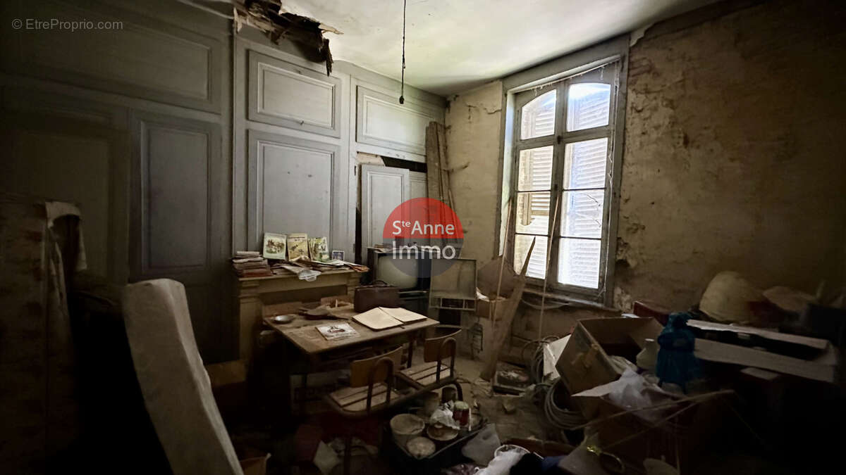 Maison à FREMONTIERS