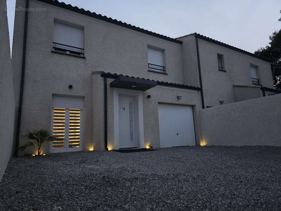 Maison à LIGNAN-SUR-ORB