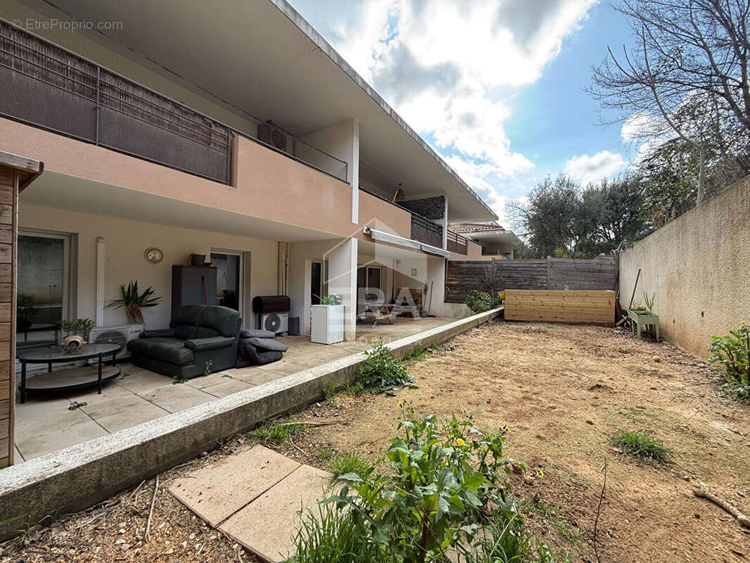 Appartement à MARSEILLE-11E