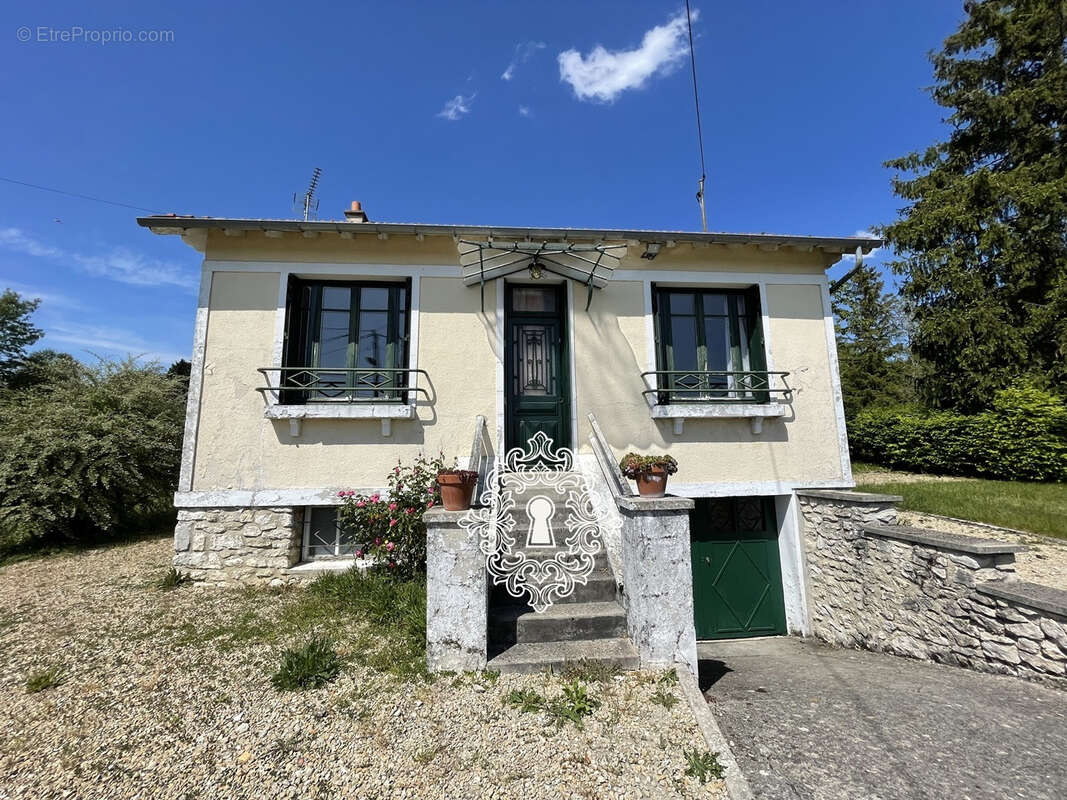 Maison à DONNEMARIE-DONTILLY