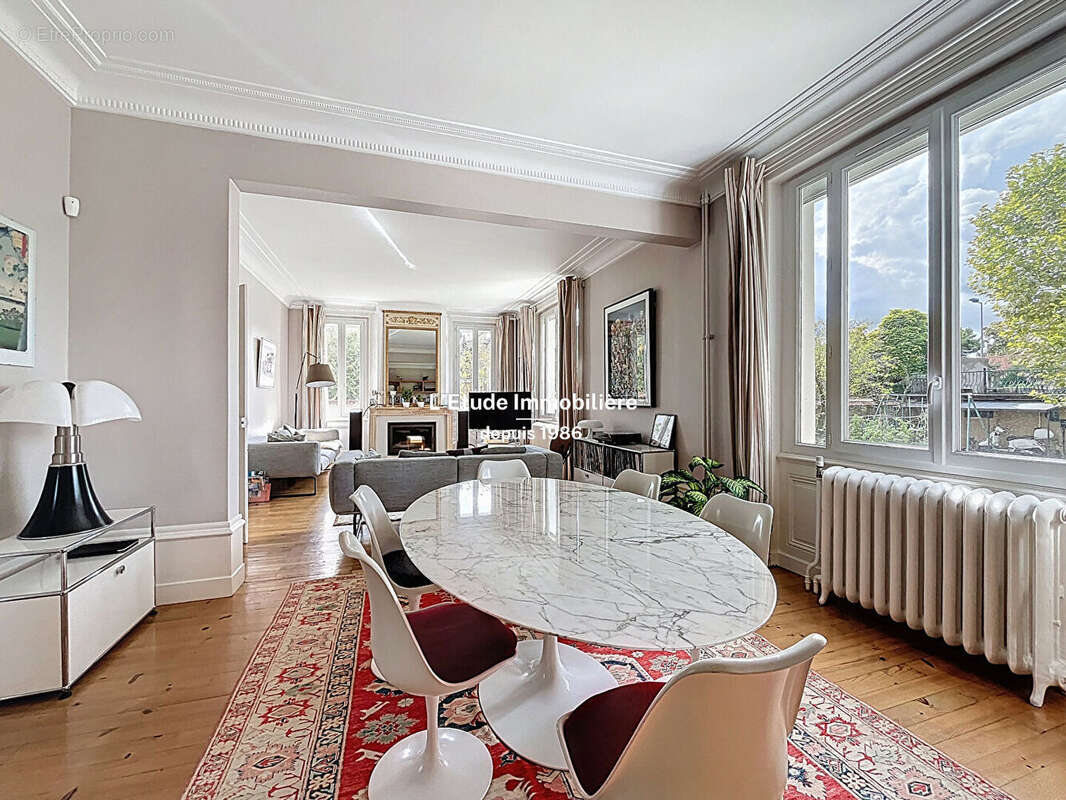 Maison à CALUIRE-ET-CUIRE