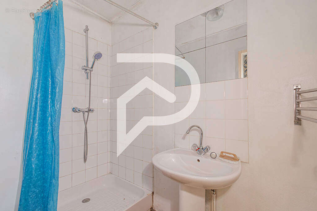 Appartement à MARSEILLE-2E