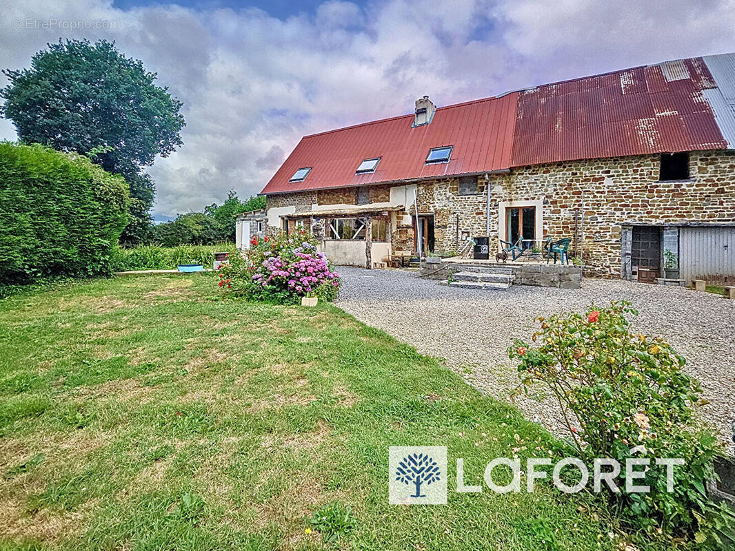 Maison à LASSY
