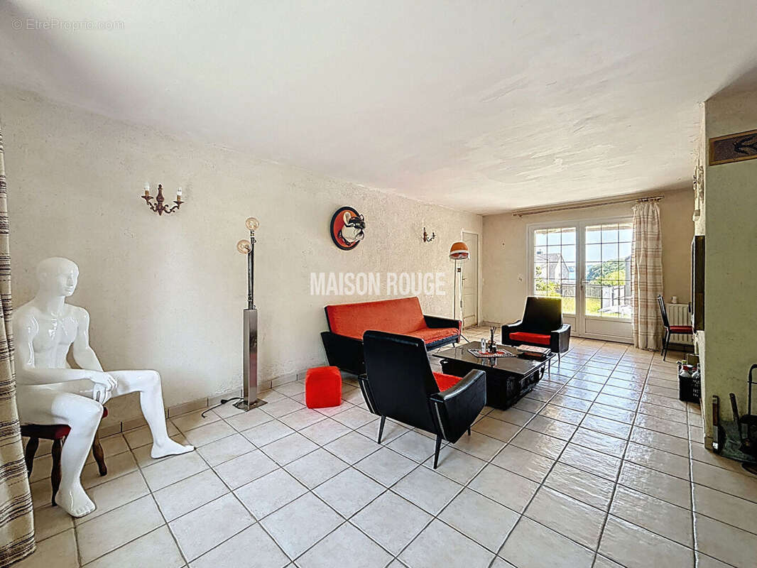 Maison à PLOUER-SUR-RANCE