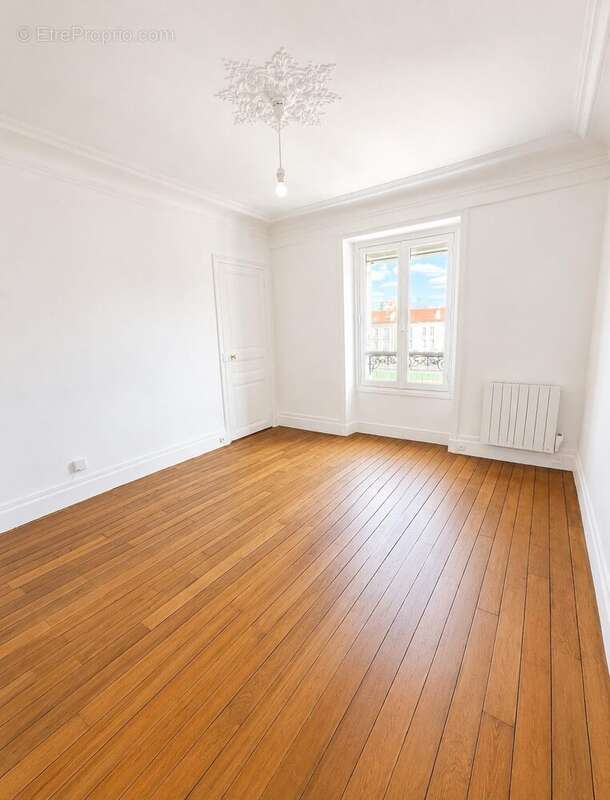 Appartement à NANTERRE