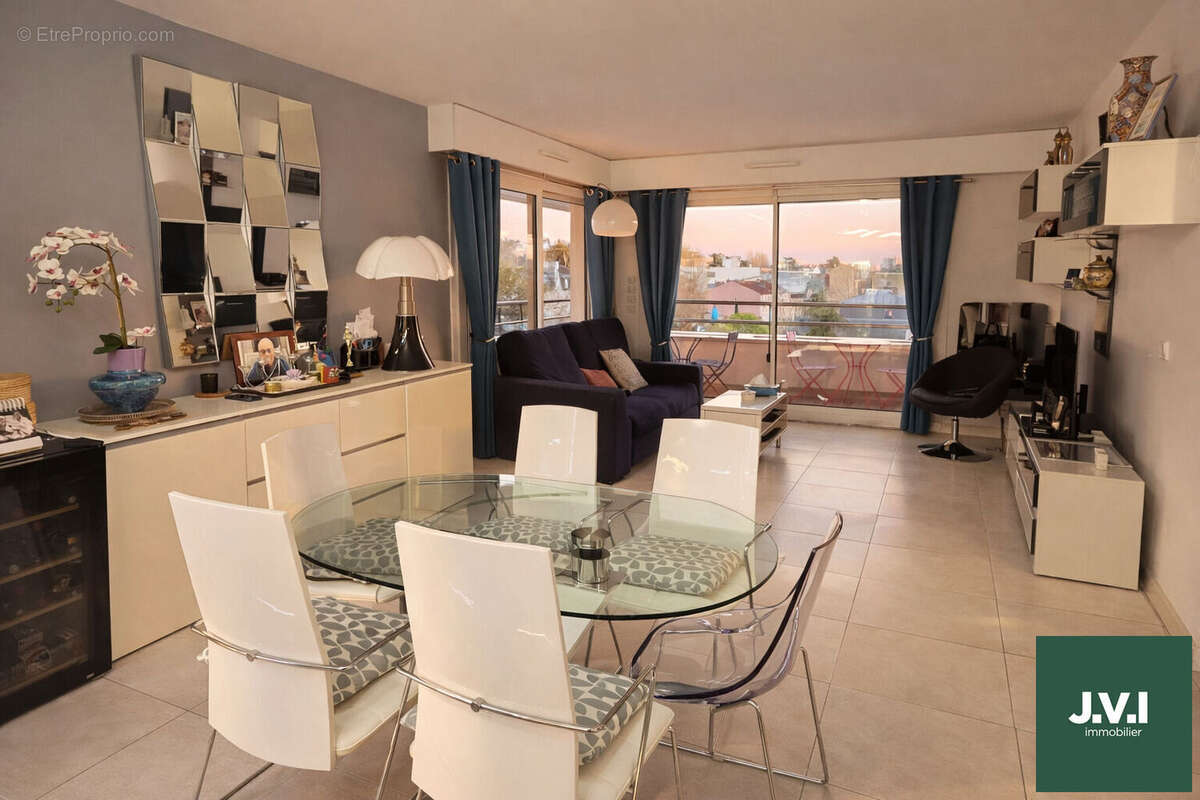 Appartement à ENGHIEN-LES-BAINS